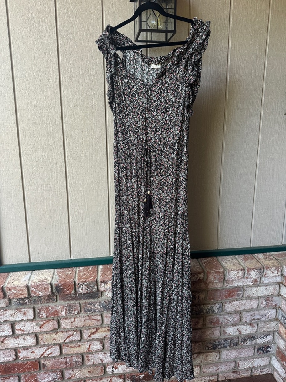 Natural Life Floral Ruffle Maxi Dress - Black Floral